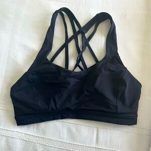 Lululemon sports bra. Size 6.